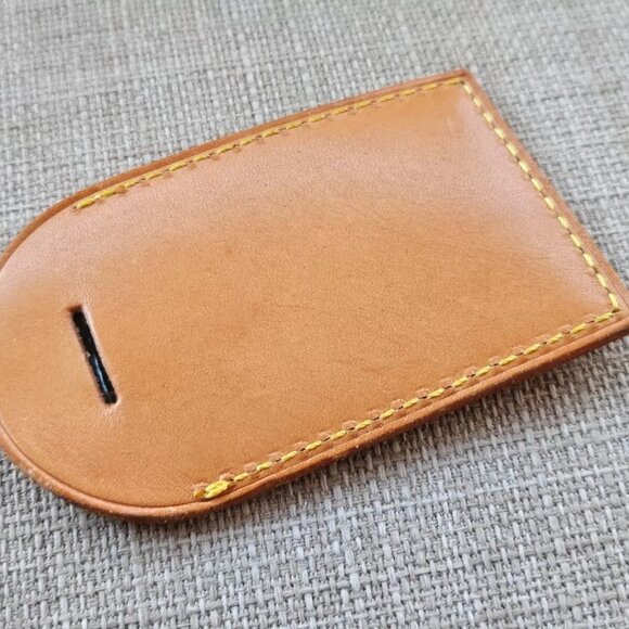 Louis Vuitton Name Tag Tan Genuine Leather Luggage Tag LV Tag Made in France aut - Picture 4 of 8